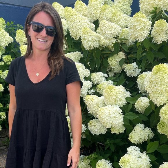 meet your posher, caroline - Picture 2 of 2